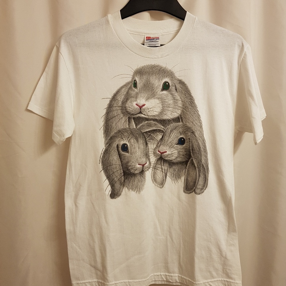 Vintage white rabbit t shirt